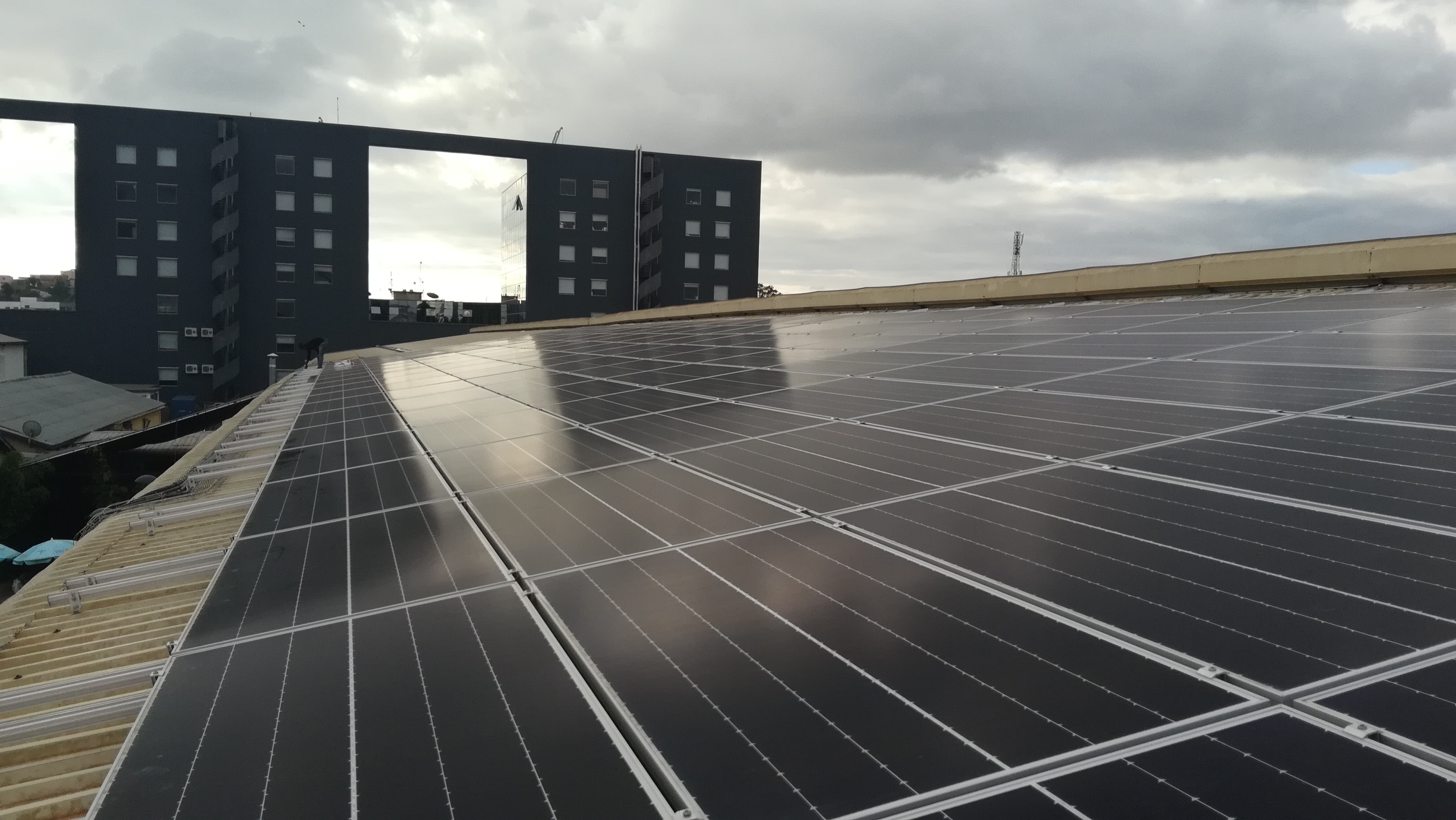 喜報(bào)!科華數據智能(néng)微網系統在馬達加斯加順利投運