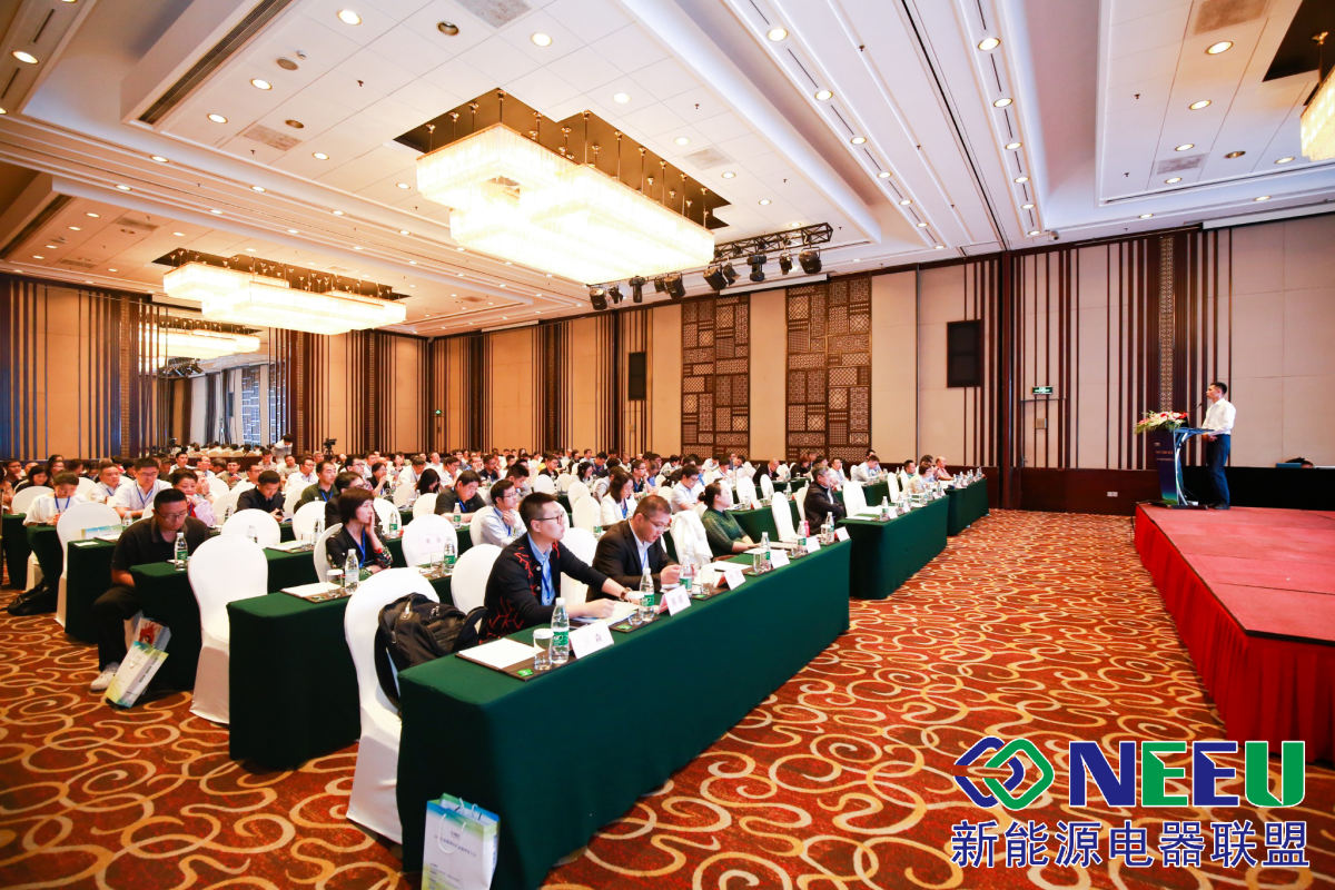 再獲認可！科華數據出席新(xīn)能(néng)源電器(qì)聯盟理(lǐ)事(shì)大會并獲獎