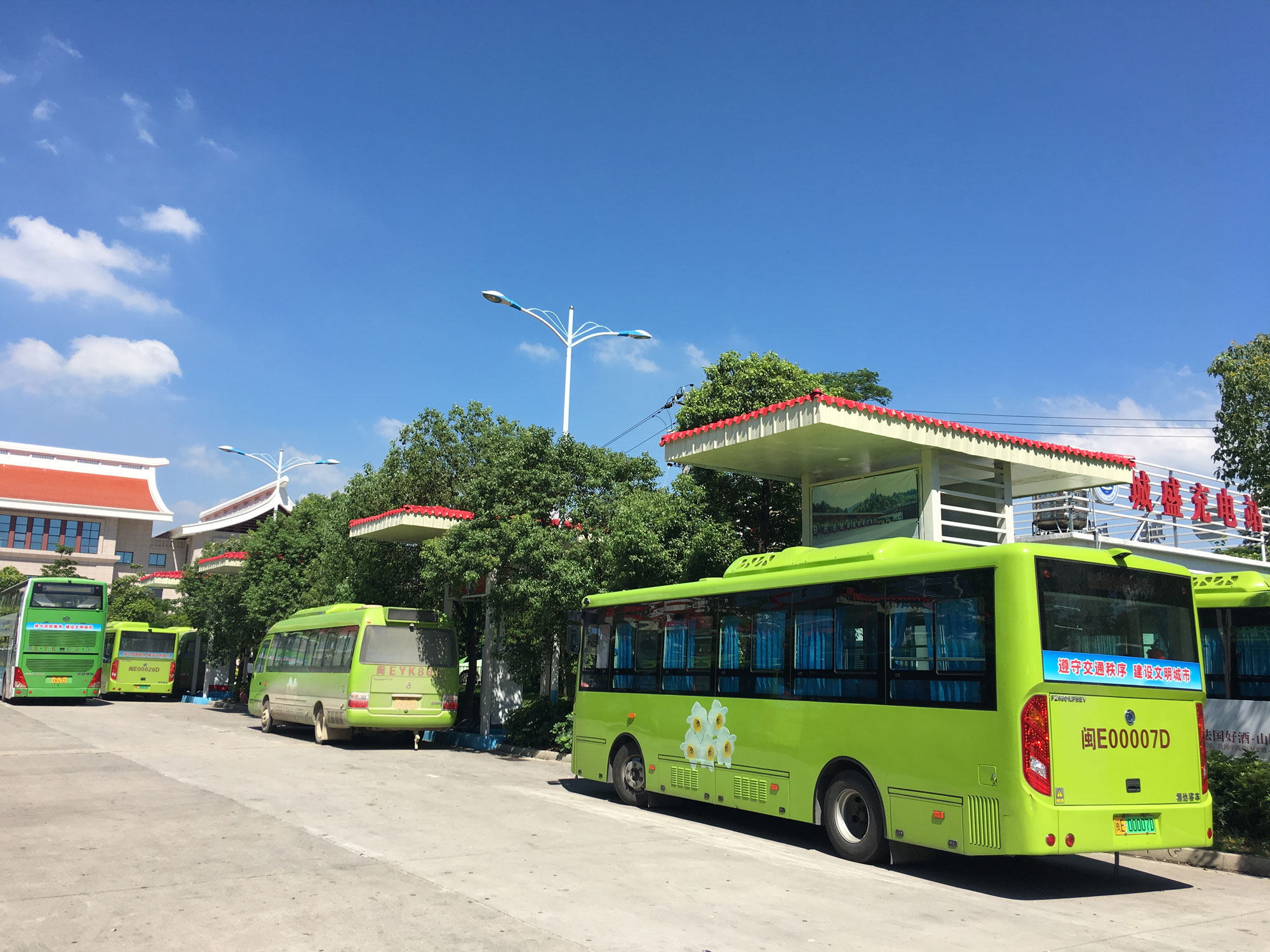 科華數據助力漳州充電量最大場(chǎng)站(zhàn)建設 有效盤活漳州火(huǒ)車站(zhàn)交通輻射力