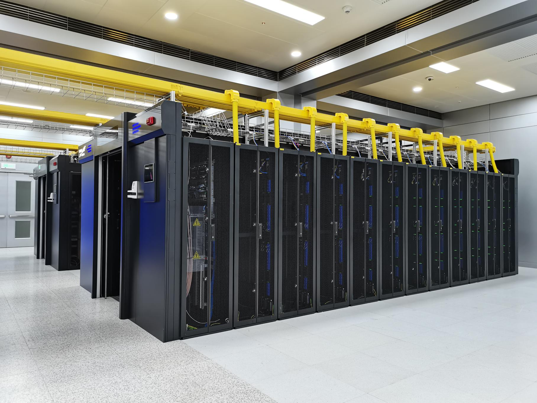 科華數據：「我在銀行建數據中心」